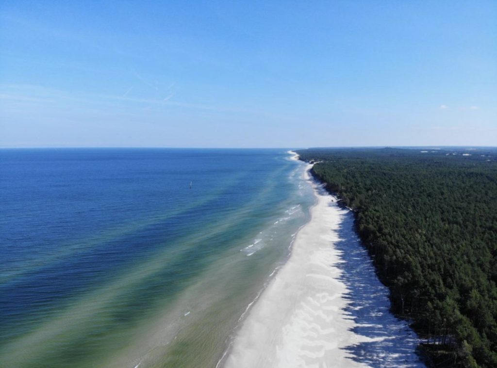 Morze Bałtyckie o widok na Plaże Stilo i Ulinia - - źródło Materiały SEAUSASINO