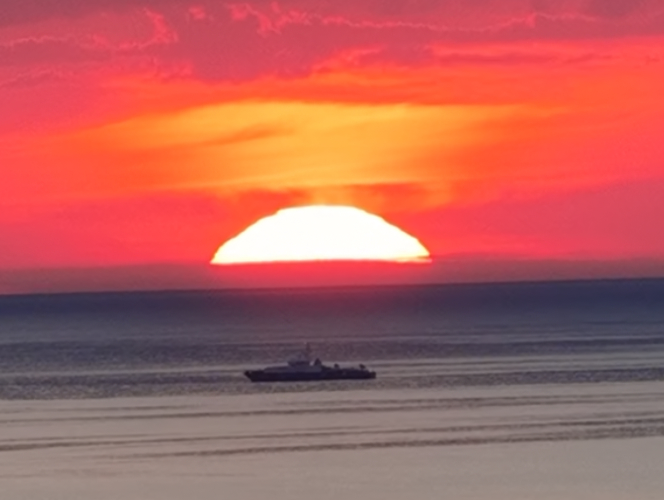 SeaUSasino – luksusowe domki z kominkiem w Sasinie